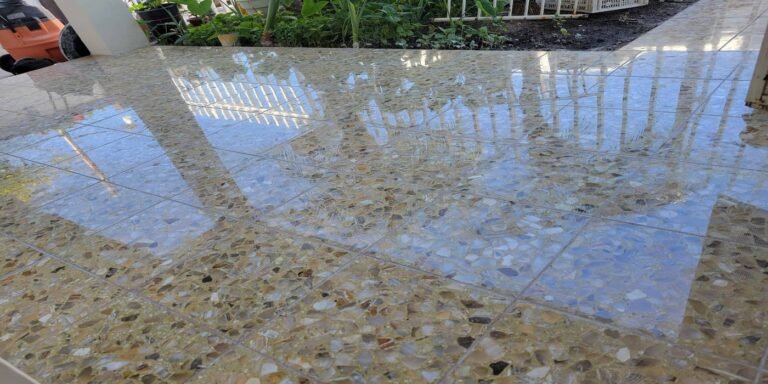 Servicios recientemente realizados por Pulido de Pisos Bahía 07/03/2024 servicios de pulido de pisos de terrazo, pulido de pisos de mármol, reparación de pisos,